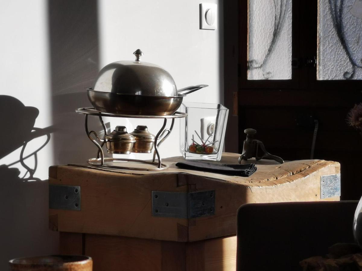 La Maison Fleur De Frangipanier Saint-Genix-sur-Guiers Екстер'єр фото